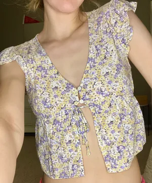 Floral Crop Top thumbnail 1
