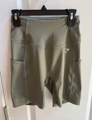 Gymshark Olive Green High-Rise Pocket Bike Shorts thumbnail 1