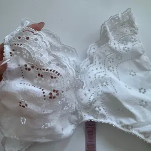 Savage Fenty Lace Bralette White Medium Scalloped Edge Festival Coquette Dainty thumbnail 2