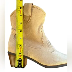 French Connection Carrie Boots Beige Western Vegan Suede Womens Size 7 thumbnail 9