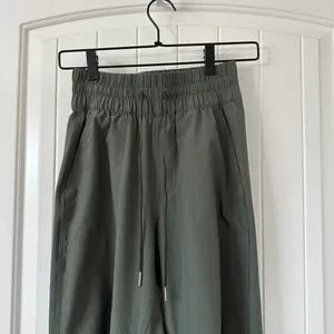 Abercrombie & Fitch Olive Green Joggers Drawstring XS‎ thumbnail 2