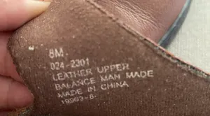 Worthington 8M Women’s Brown Leather Shoes Buckle Low Heels Slip On EUC thumbnail 4