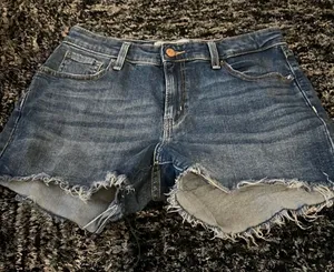 ‎Levi’s high rise shorts 6 thumbnail 1