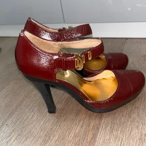 Michael Kors Burgundy Black Leather Heels 3.5in Size 6.5 thumbnail 7