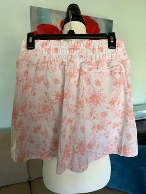 NWT PUMA Golf Skort Women's 16" Sandy Printed Pockets Sz M $75 Pink Fruit UPF thumbnail 4