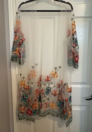 Sheer floral embroidered cardigan / kimono / coverup one size thumbnail 1
