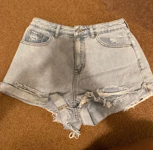 PacSun Mom Shorts thumbnail 1