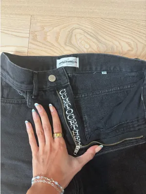 Black Straight Leg Jeans Size 24 thumbnail 3