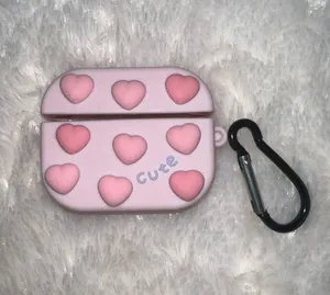 AirPods case pro thumbnail 1