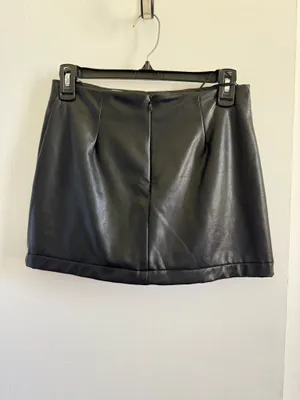 Sky to Moon Mini Skirt Black thumbnail 2