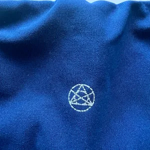 Tesla shorts size Small blue bike workout thumbnail 8