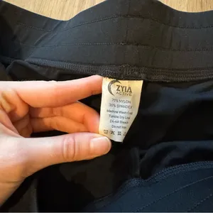 Zyia Active Black Joggers thumbnail 3