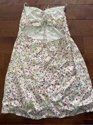 Sky to Moon White Floral Spaghetti Strap Sundresses Size Medium LIKE NEW thumbnail 4