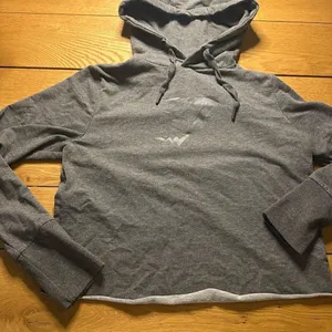Gymshark cropped hoodie medium gray thumbnail 1