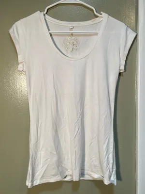 Ella Yoga Women's Size Small Scoop Neck Cap Sleeve T-Shirt White Stretch Viscose thumbnail 2