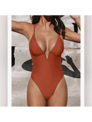NEW CUPSHE Swimsuit One Piece Bathing Suit Deep V Crisscross Back Adjustable S thumbnail 5