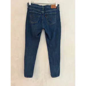Levis 311 Shaping‎ Skinny Jeans Womens 28 Medium Wash Blue Mid Rise Denim thumbnail 6