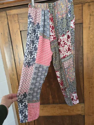 O easel Red Multi Patchwork Floral Pull-On Track Pants Large thumbnail 4