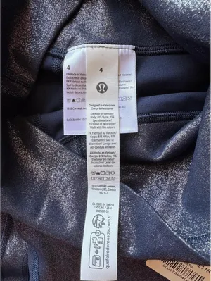 Lululemon Size 4 Align HR 25" Shimmer, Luxe Shine Foil True Navy/Silver NWT thumbnail 7