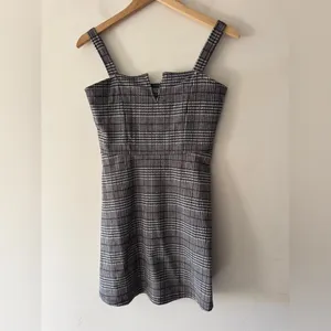 Aeropostale‎ Seriously Soft Houndstooth V-Wire Fit & Flare Dress thumbnail 2