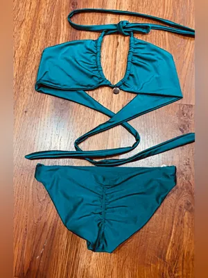Seafolly Emerald Green Bikini Set Wrap Halter Cutout Top Ruched Bottoms thumbnail 2