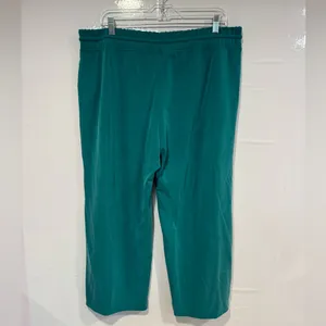 Green Athleta Softstreme straight leg pants‎ thumbnail 4