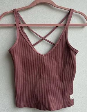 Vuori Rib Crop Top Pink Marsala Athletic Workout Gym Tank Strappy Size Small thumbnail 1