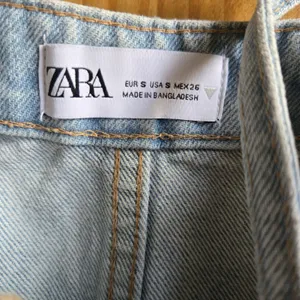 ZARA NWT Denim Crop Tank Top Womens S Spaghetti Strap Raw Hem Y2K Grunge thumbnail 5