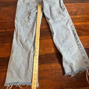Zara‎ Light Acid Wash High Rise Wide Leg Frayed Hem Denim Jeans Womens Size 4 26 thumbnail 6
