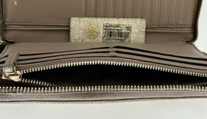 Tory Burch sapphire leather wallet thumbnail 9