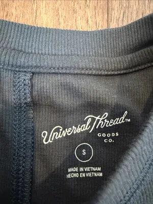 Universal Thread Gray Long-Sleeve Crewneck Tee Size Small - P306 thumbnail 3