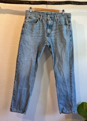 502 Levi's Light Wash 100% Cotton Low Rise Relaxed Fit Jeans Size 12 / 32 Large thumbnail 1