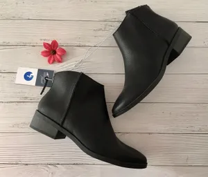 Black Ankle Boots, Size 7 thumbnail 1