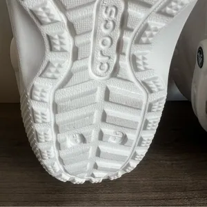 Crocs NEW Unisex Classic Lined Neo Puff White Boot Size 7 or 5 #367 thumbnail 9