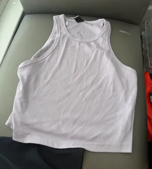 Purple tank Size M thumbnail 1