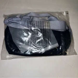 Lululemon All Day Essentials Belt Bag 2.5L True Navy/Blue Linen 🆕 SOLD OUT thumbnail 8