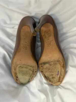 EUC Kurt Geiger London Eden Court Shoes in Natural Leather thumbnail 9
