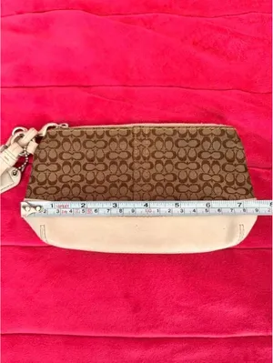 Vintage Tan and White Coach Wristlet with Tassel thumbnail 5