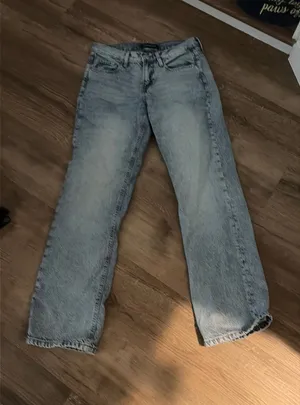 Aeropostale low rise baggy jeans thumbnail 1