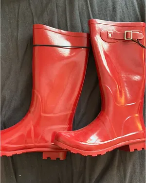 Red Rain Boots Size 7 thumbnail 2