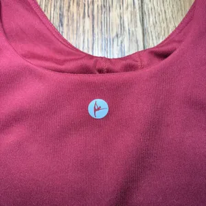 90 Degree by Reflex Women L Burgundy V-Neck Cropped Active Tank Top Built in Bra thumbnail 6