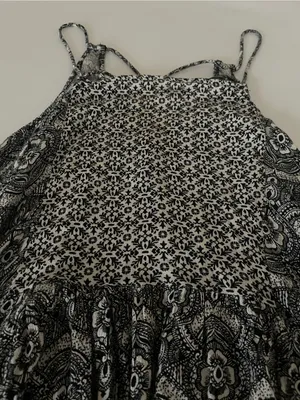 Abercrombie & Fitch Off-White & Black Paisley Handkerchief Hem Cami Top Size L thumbnail 10