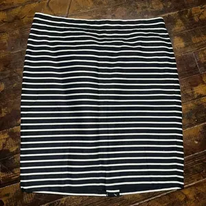 J Crew business casual The pencil 14 striped minimalist skirt thumbnail 1