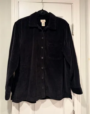 L.L.Bean Size M Petite Black Corduroy Cotton Button Front Shirt Jacket Shacket thumbnail 1