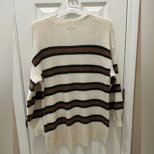 American Eagle Oversized
Dreamspun V-neck
Sweater size Small thumbnail 3