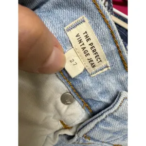 Madewell The Perfect Vintage Jeans 27 Light Wash High Rise Tapered Mom Denim thumbnail 10