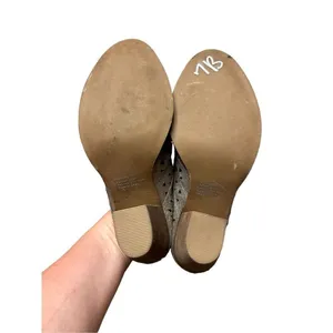 Steve Madden Harmony Mules in Dusty Gold Metallic Leather Upper Block Heel Sz 7M thumbnail 10