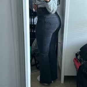 American Eagle Jeans Outfitters thumbnail 3