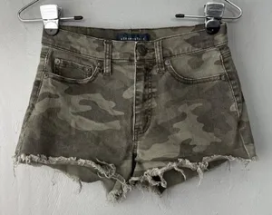 Aeropostale Aero Cheeky Short Size 00 Army Green Camouflage Short Mini Gorpcore Y2K Fray Hem thumbnail 1