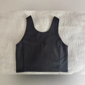 $58 Lululemon Softstreme Ribbed Cropped Tank Top Black Grey 6 S XS thumbnail 3